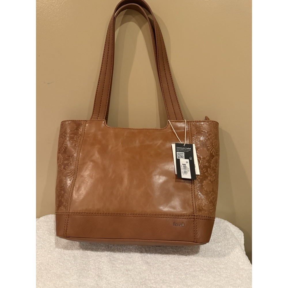 The Sak NWT Brown Leather Tote Bag Floral Embossed Vintage Finish Zip Pockets
